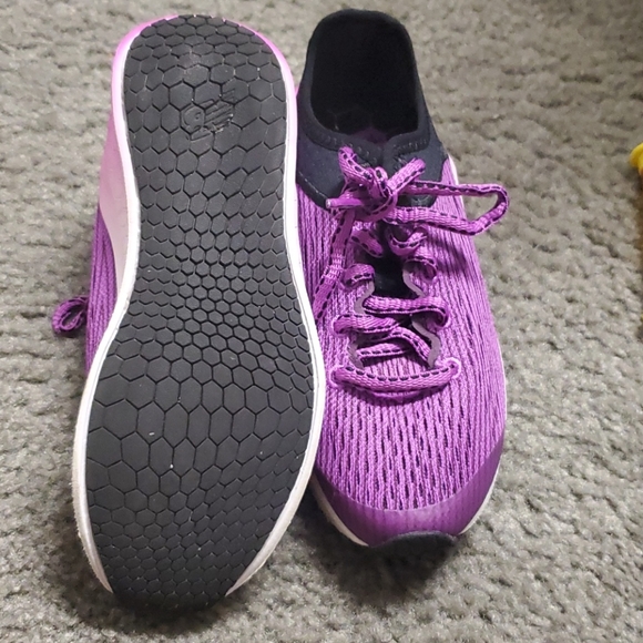 Shoes - Picture 2 of 2